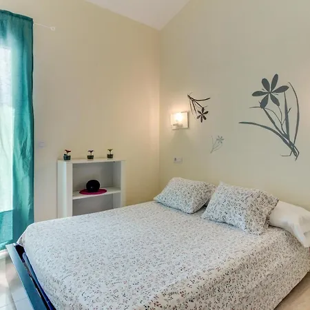 Live Love & Laugh House Holiday home