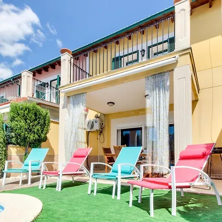 Live Love & Laugh House * Port de Alcudia (Mallorca)